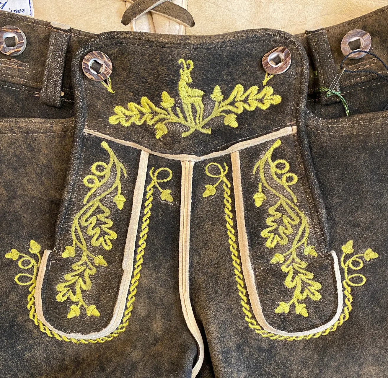Lederhosen-Men-Sepp-Yellow-Embroidered-Bib