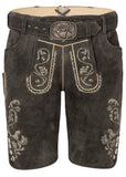 Lederhosen-Men-Werfen-Front