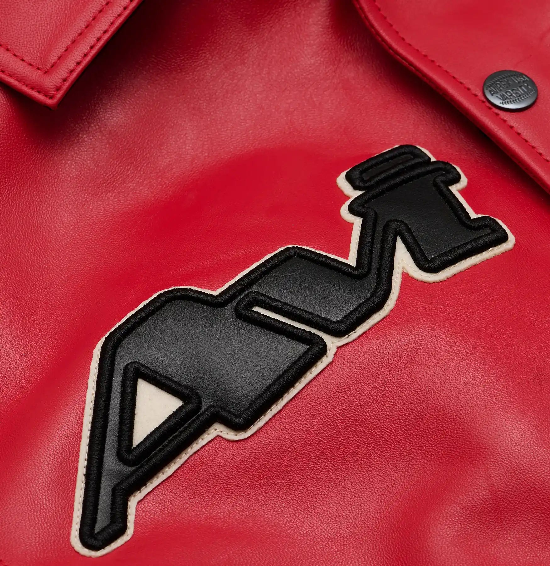 avirex-the-legend-leather-jacket-red-front-embroidery-right